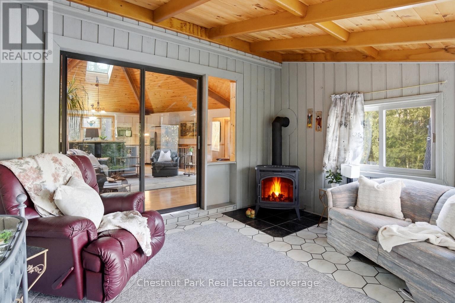 1077 Fairy Falls Road, Lake Of Bays, Ontario  P0B 1A0 - Photo 23 - X12570792