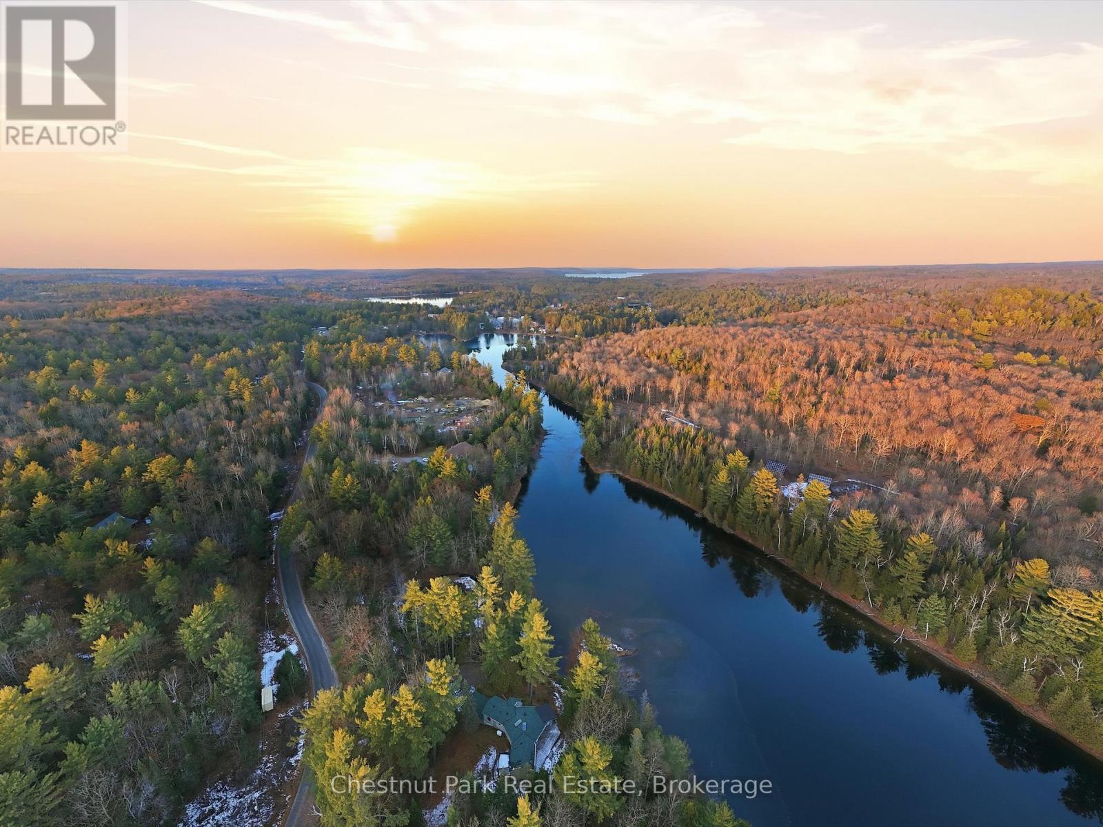 1077 Fairy Falls Road, Lake Of Bays, Ontario  P0B 1A0 - Photo 4 - X12570792