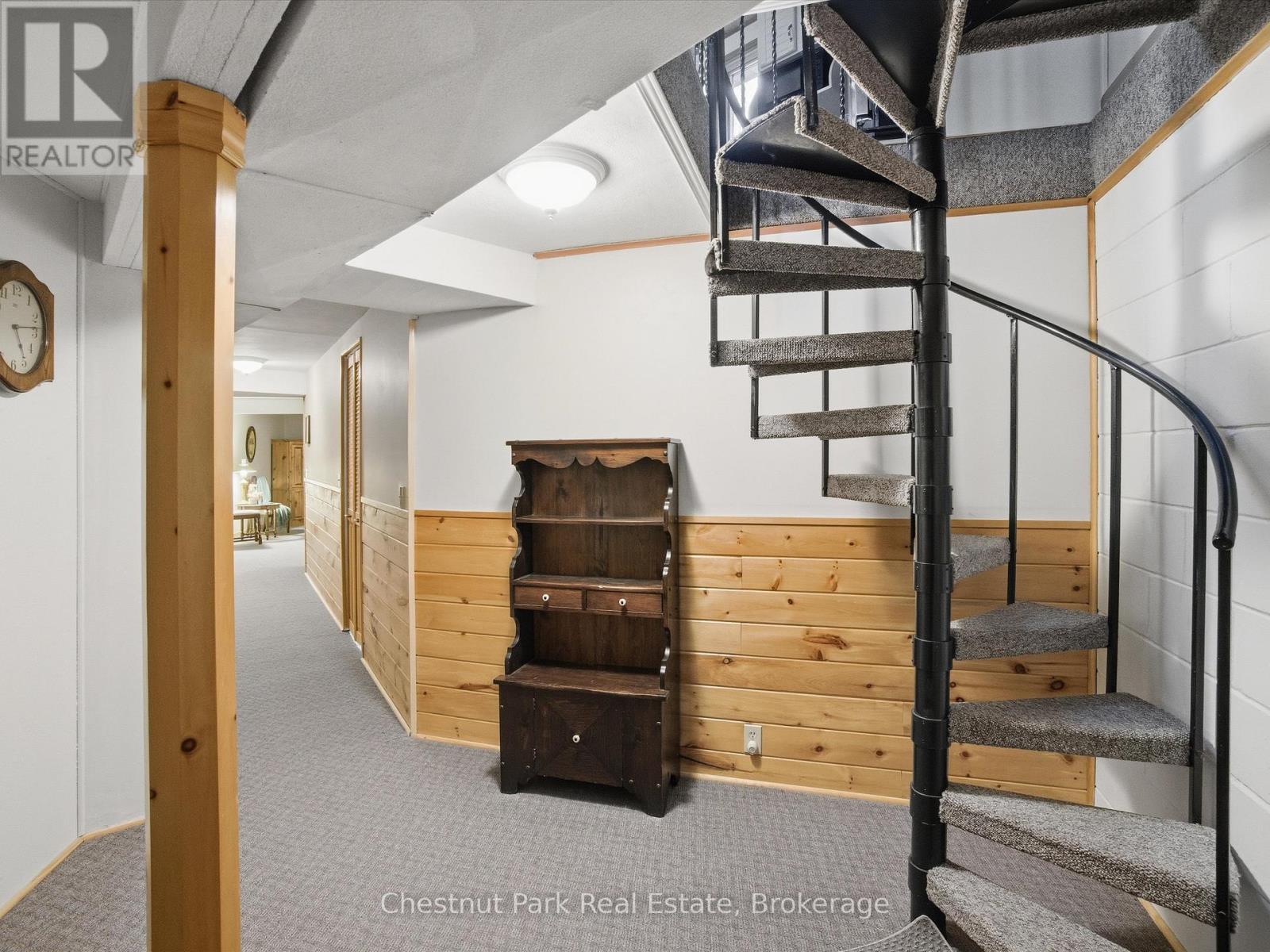 1077 Fairy Falls Road, Lake Of Bays, Ontario  P0B 1A0 - Photo 37 - X12570792