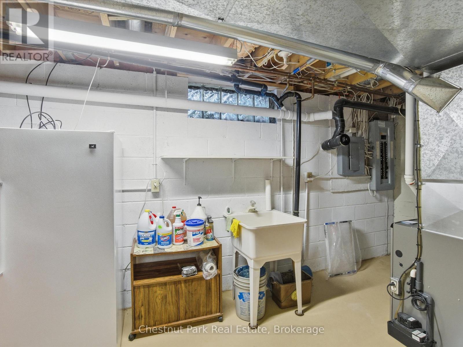 1077 Fairy Falls Road, Lake Of Bays, Ontario  P0B 1A0 - Photo 41 - X12570792