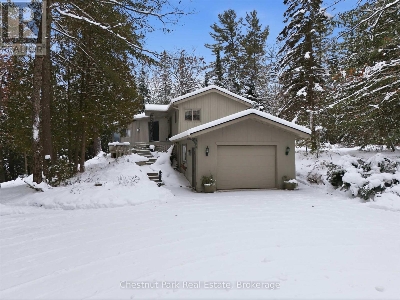 1077 Fairy Falls Road, Lake Of Bays, Ontario  P0B 1A0 - Photo 44 - X12570792