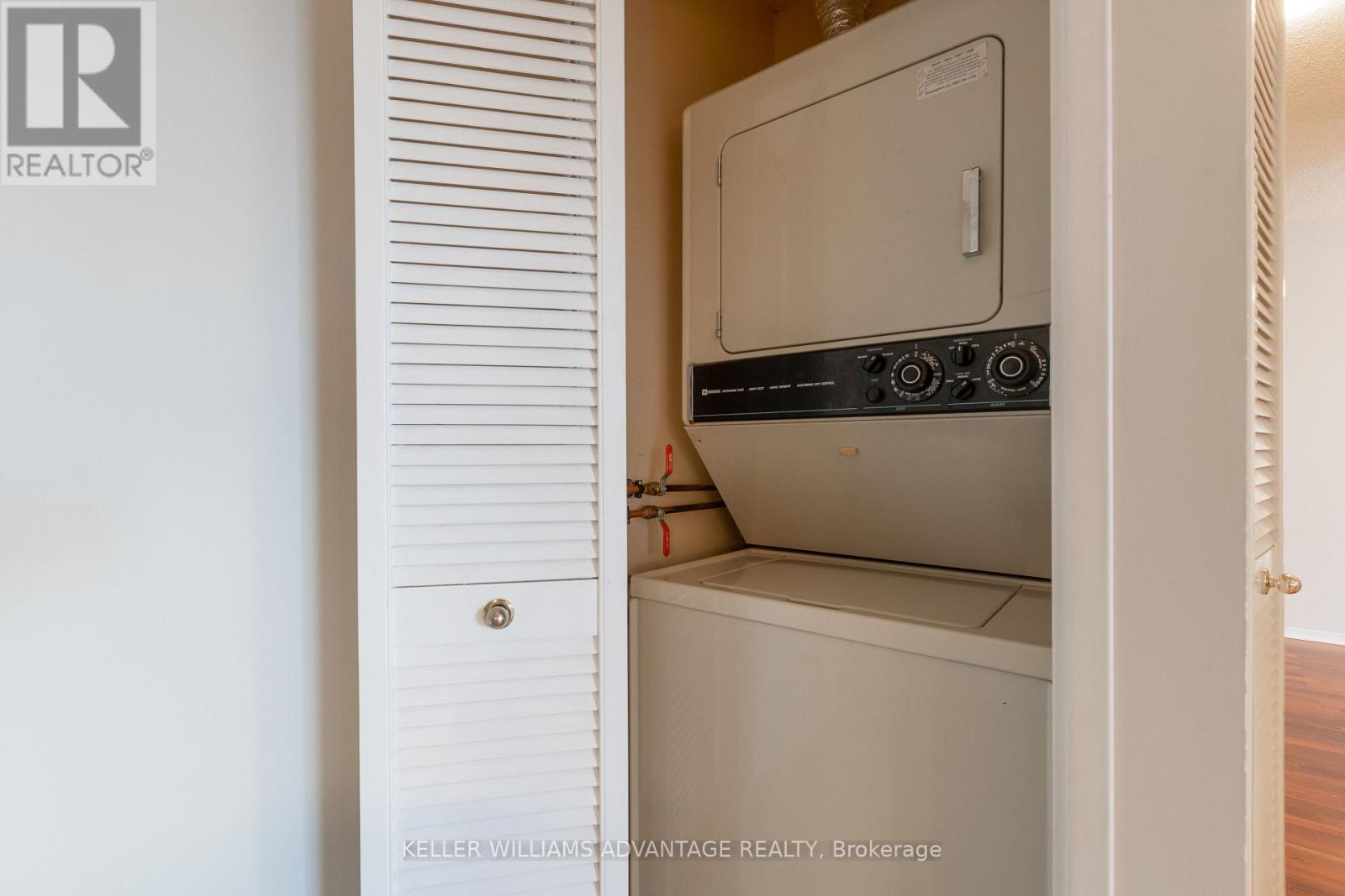 1005 - 75 Wynford Heights Crescent, Toronto, Ontario  M3C 3H9 - Photo 15 - C12614824