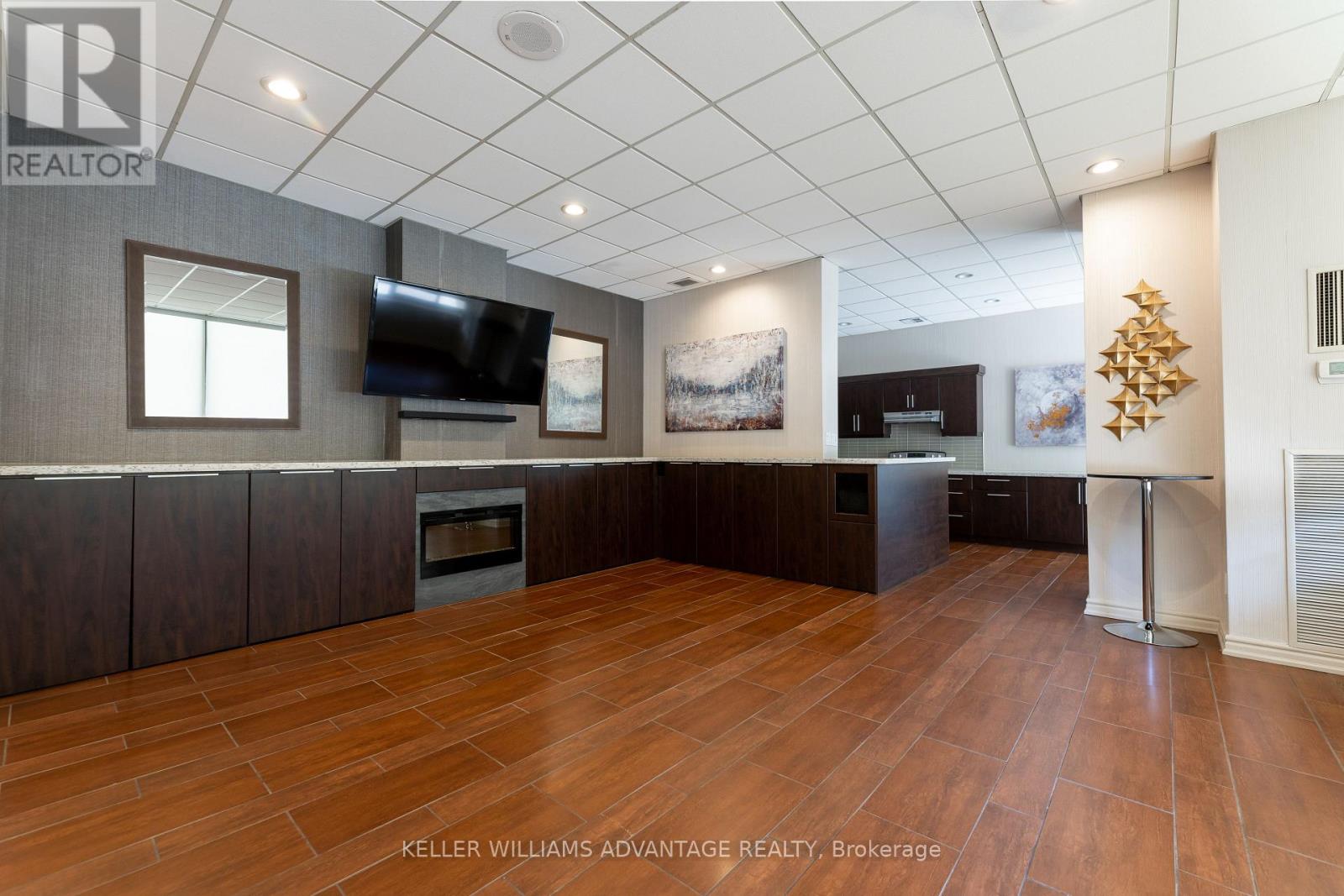 1005 - 75 Wynford Heights Crescent, Toronto, Ontario  M3C 3H9 - Photo 35 - C12614824