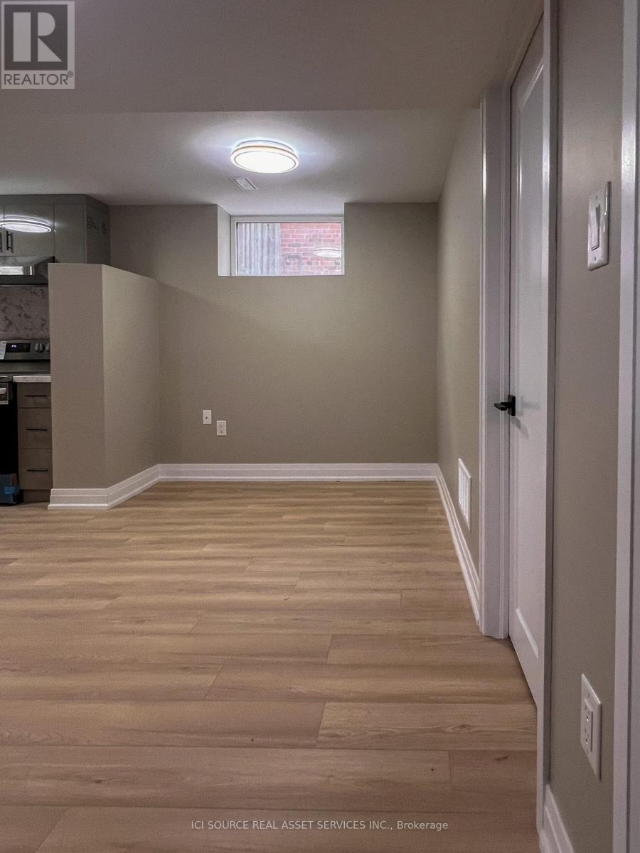 Lower - 30 Swanhurst Boulevard, Mississauga, Ontario  L5N 1B7 - Photo 20 - W12614830