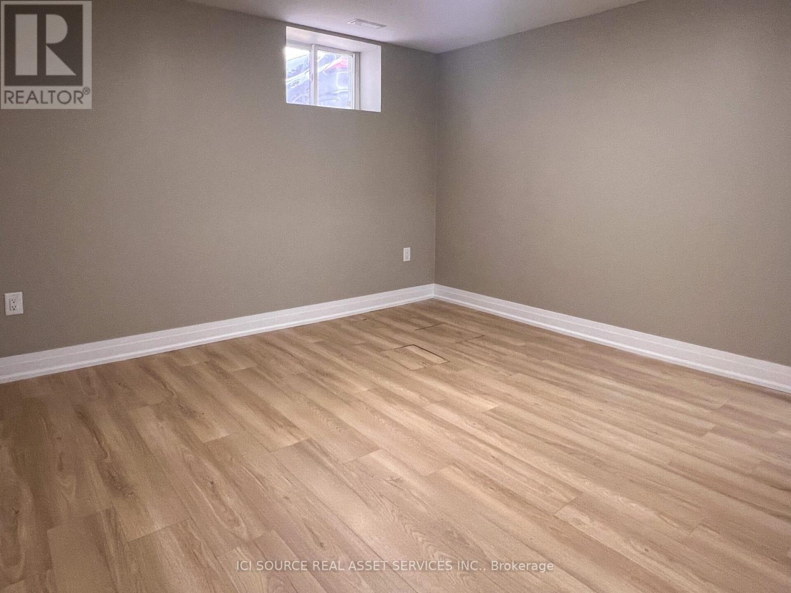 Lower - 30 Swanhurst Boulevard, Mississauga, Ontario  L5N 1B7 - Photo 21 - W12614830