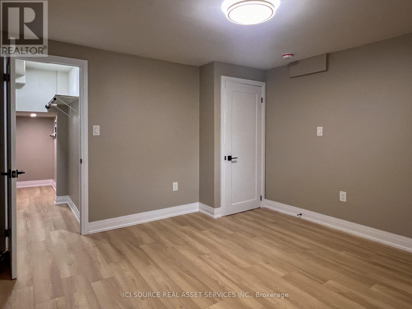 Lower - 30 Swanhurst Boulevard, Mississauga, Ontario  L5N 1B7 - Photo 23 - W12614830