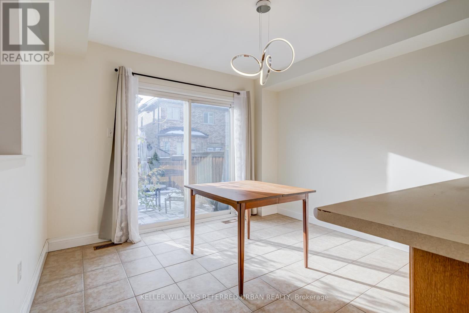 282 Giddings Crescent, Milton, Ontario  L9T 7A9 - Photo 17 - W12614832