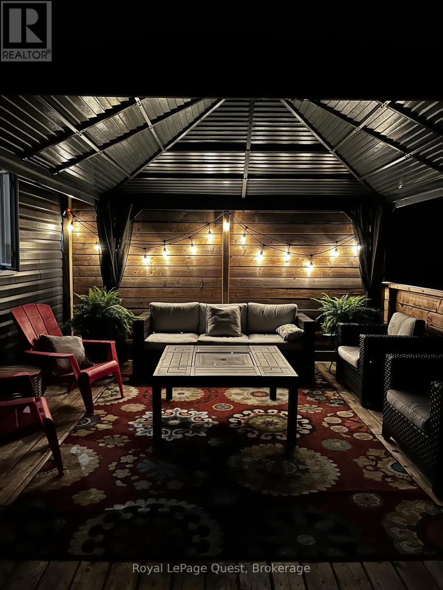 2044 Marchmont Road, Severn (Marchmont), Ontario  L3V 0V6 - Photo 6 - S12614852