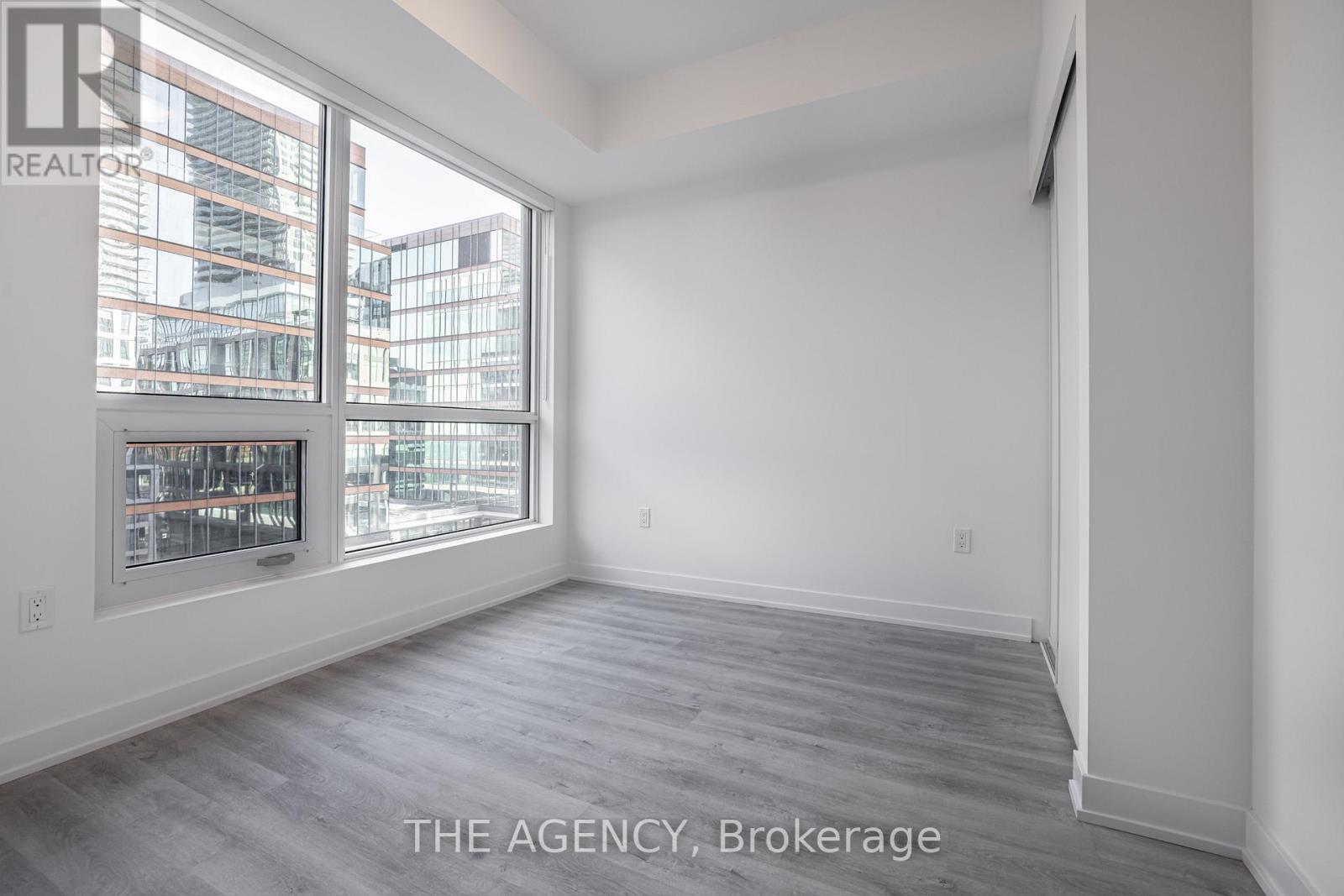 719 - 15 Richardson Street S, Toronto, Ontario  M5A 0Y5 - Photo 10 - C12612378