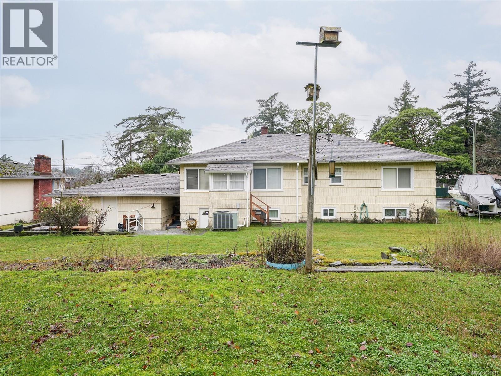 3059 Admirals Rd, Saanich, British Columbia V9A 2S1 - Photo 10 - 1021637