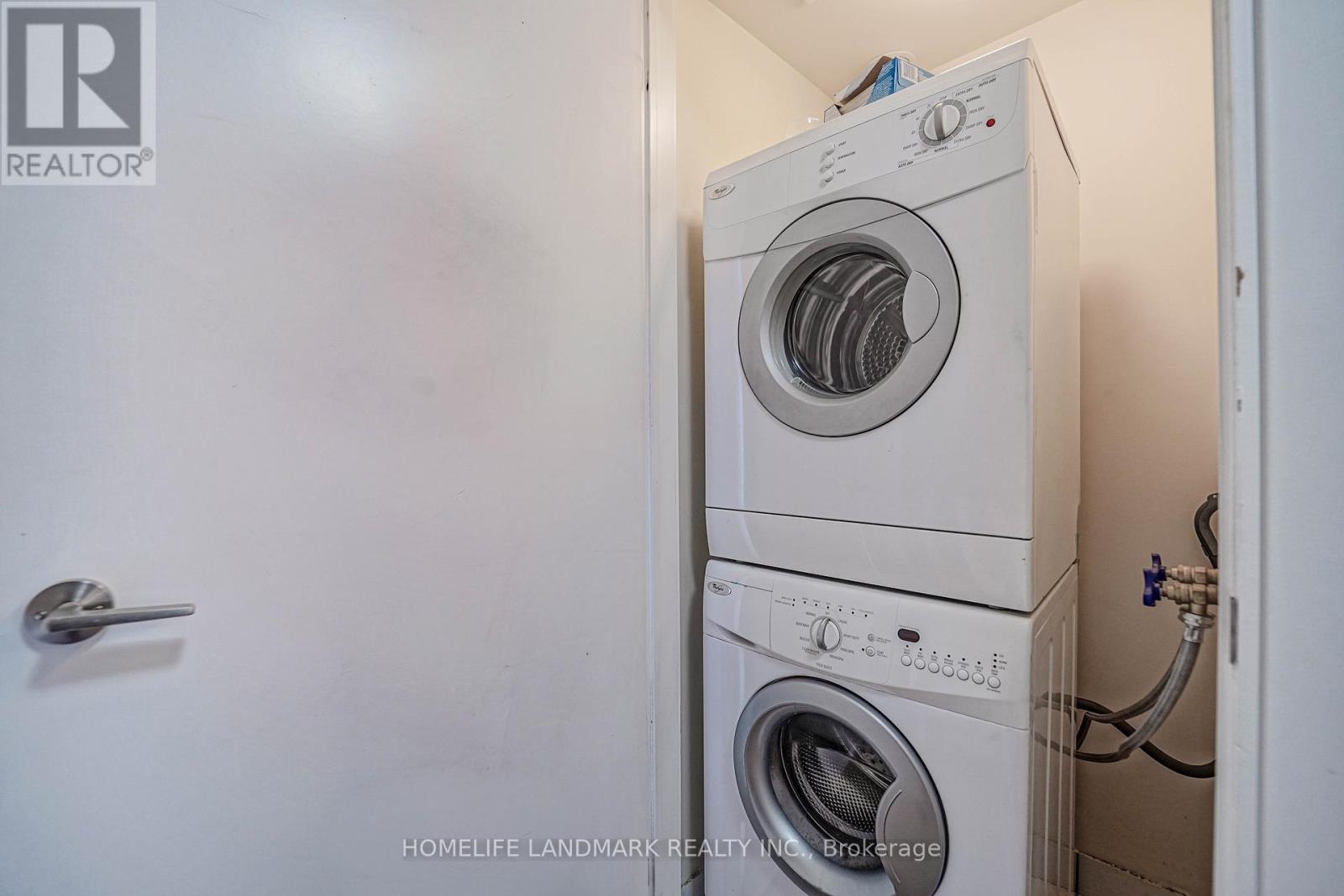 Th47 - 315 Village Green Square W, Toronto, Ontario M1S 0L2 - Photo 11 - E12614836