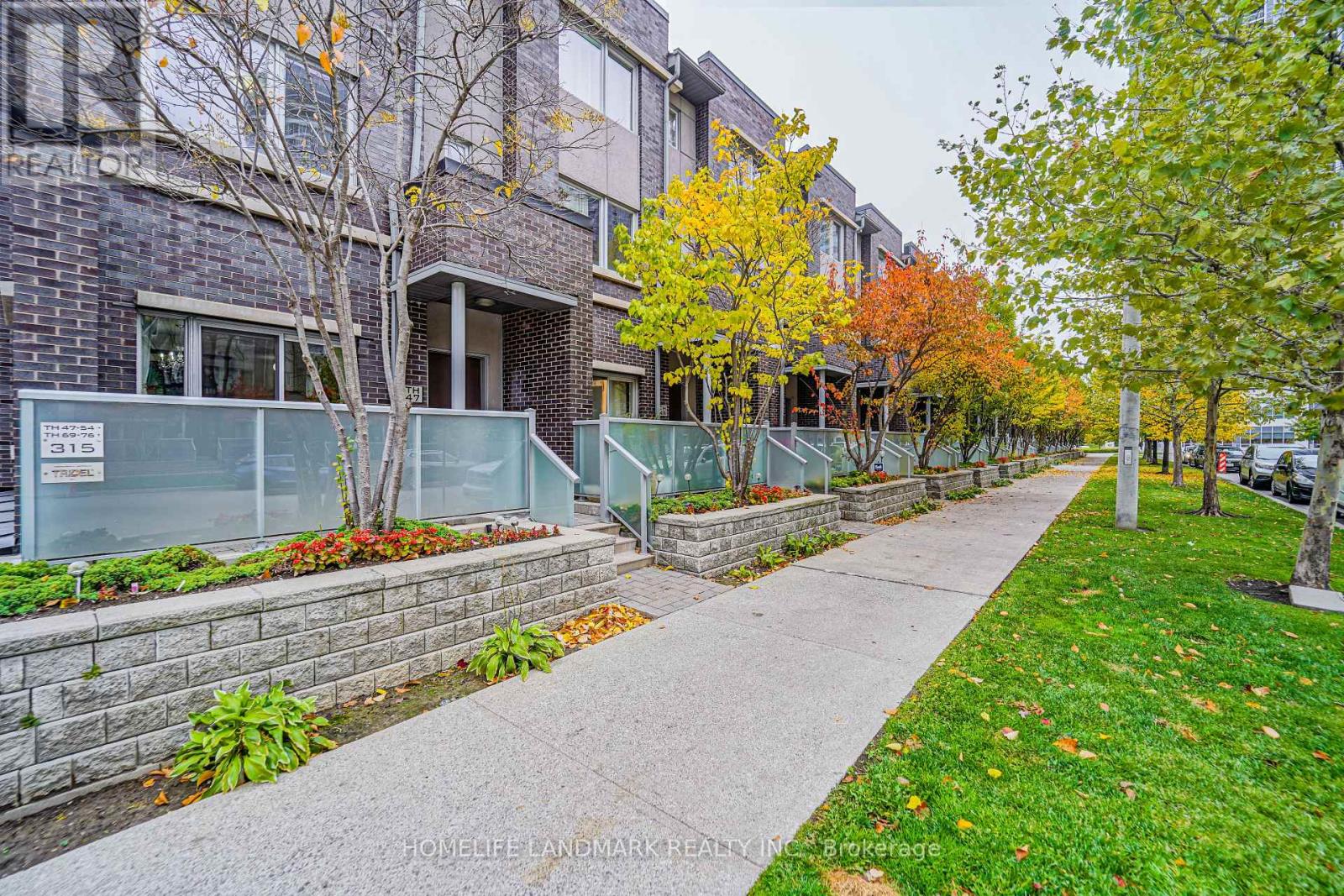 Th47 - 315 Village Green Square W, Toronto, Ontario M1S 0L2 - Photo 3 - E12614836