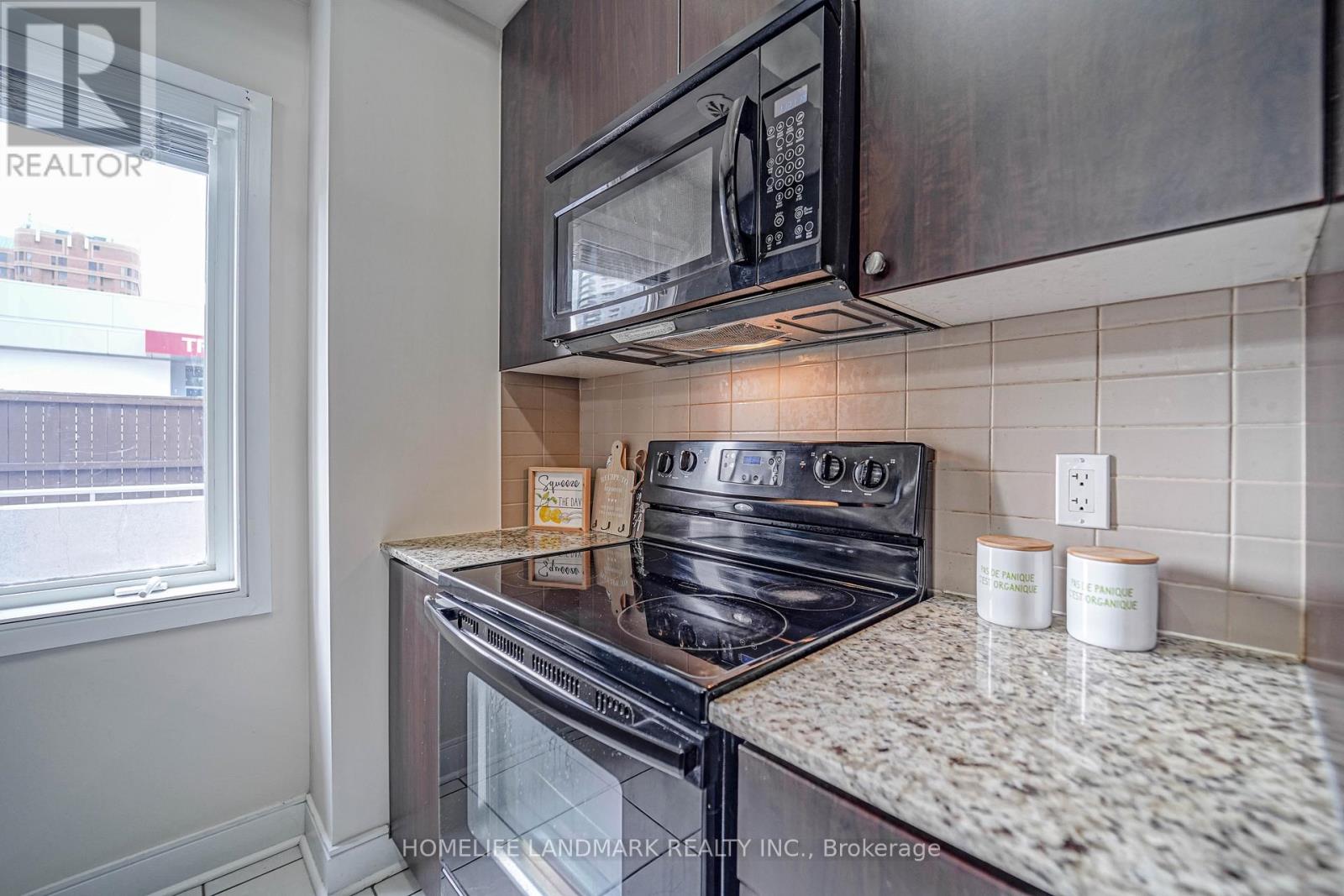 Th47 - 315 Village Green Square W, Toronto, Ontario M1S 0L2 - Photo 4 - E12614836