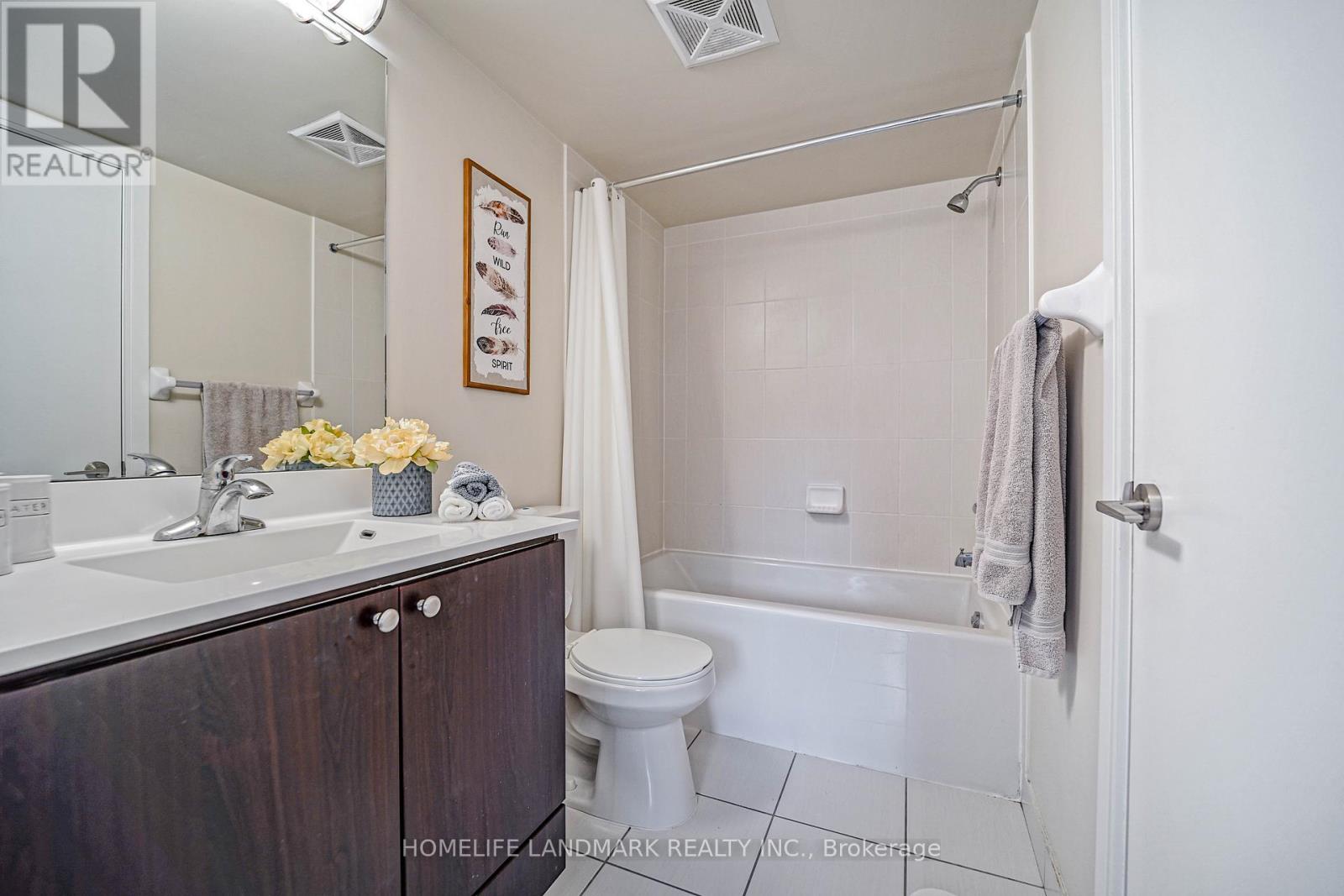 Th47 - 315 Village Green Square W, Toronto, Ontario M1S 0L2 - Photo 8 - E12614836