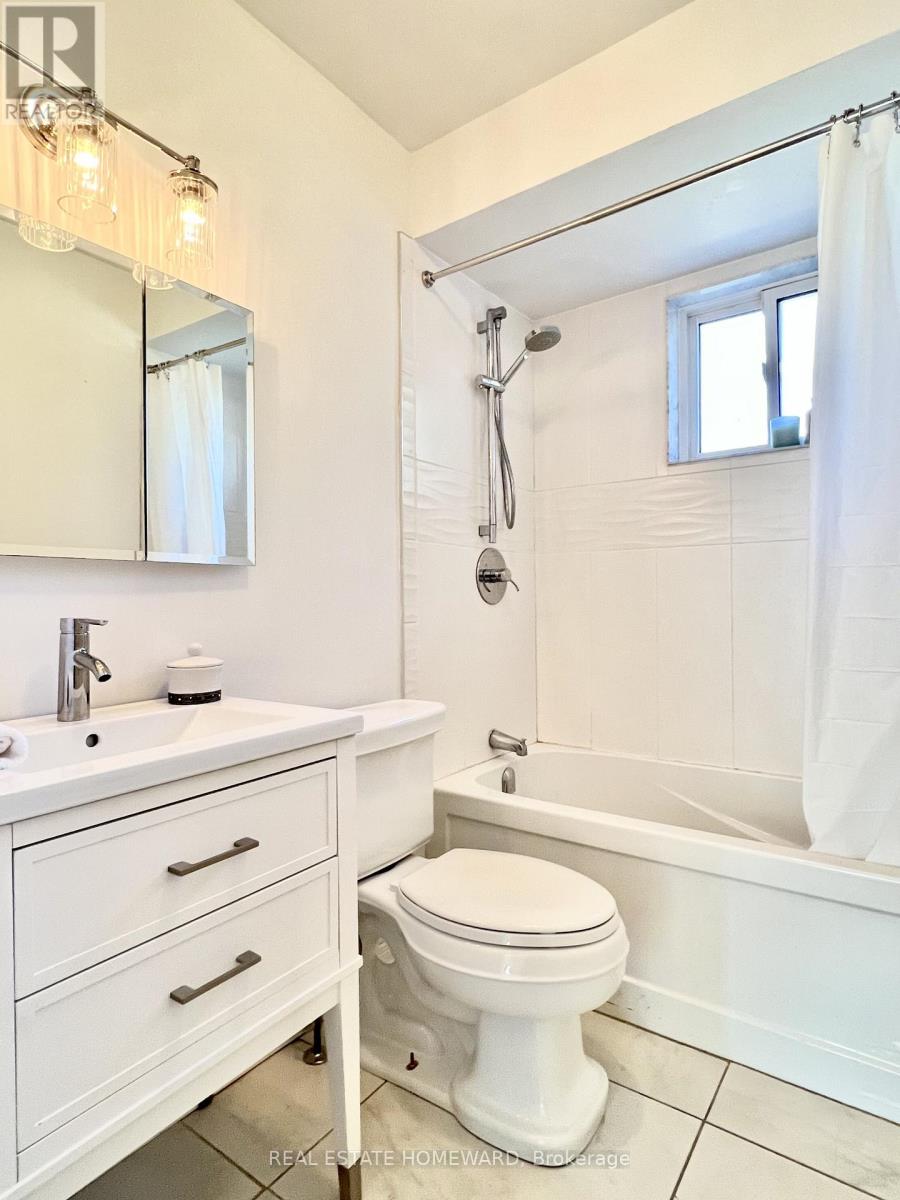 Main Floor - 67 Brenda Crescent W, Toronto, Ontario M1K 3C5 - Photo 17 - E12614846