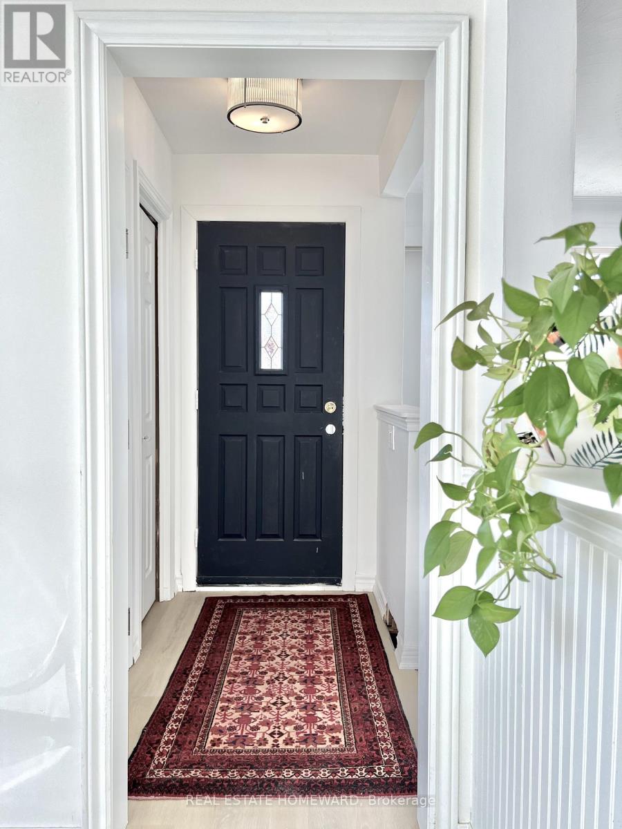 Main Floor - 67 Brenda Crescent W, Toronto, Ontario M1K 3C5 - Photo 4 - E12614846