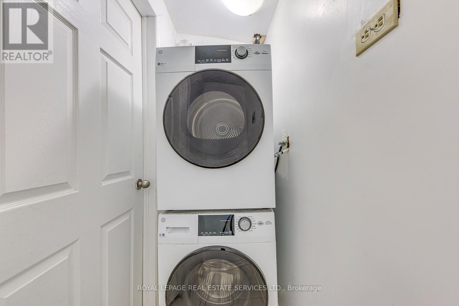 66 Banting Crescent, Brampton, Ontario L6Y 2K9 - Photo 32 - W12614844