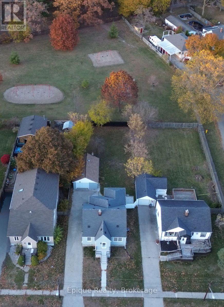 690 Rosedale Avenue, Sarnia, Ontario N7V 1Z7 - Photo 50 - X12614838