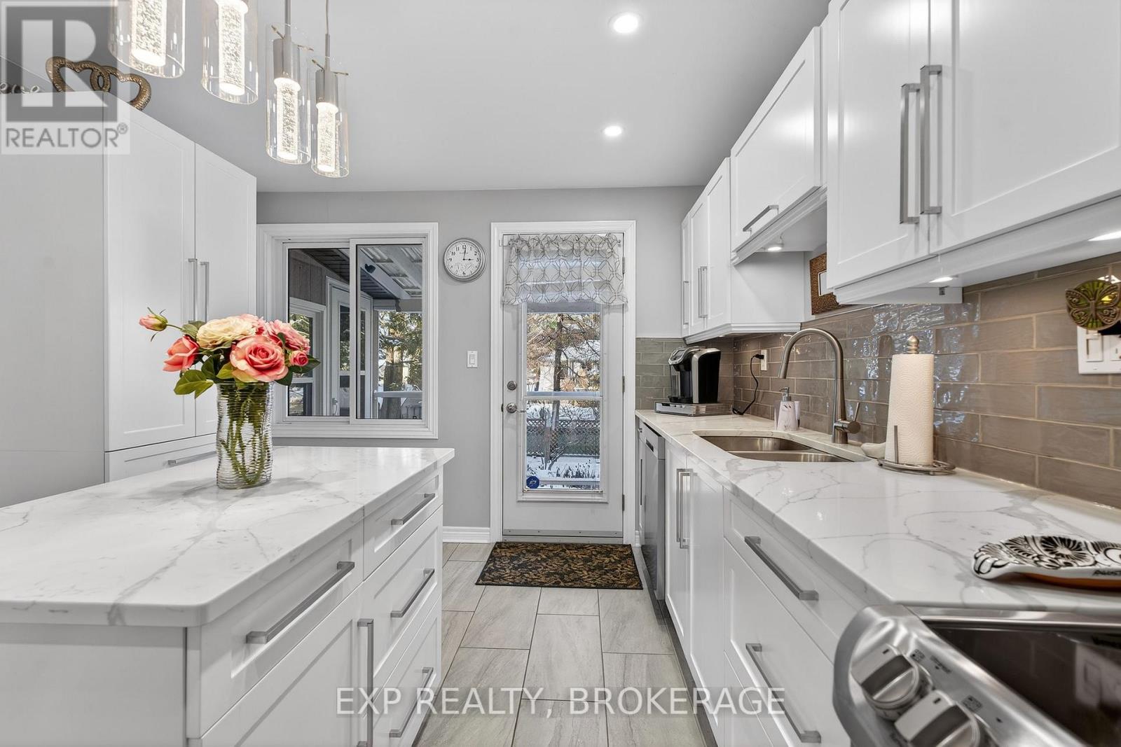 1048 Bauder Crescent, Kingston, Ontario  K7P 1M6 - Photo 14 - X12614900