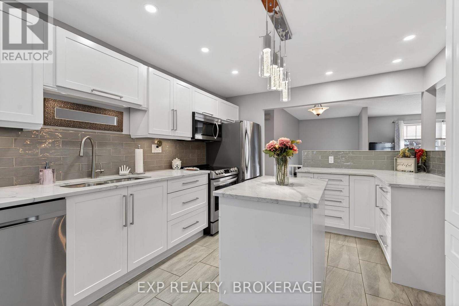 1048 Bauder Crescent, Kingston, Ontario  K7P 1M6 - Photo 15 - X12614900