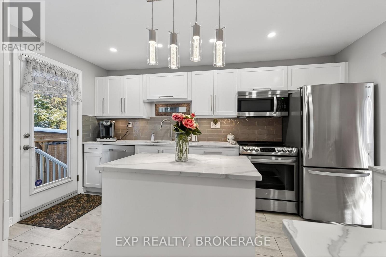 1048 Bauder Crescent, Kingston, Ontario  K7P 1M6 - Photo 18 - X12614900