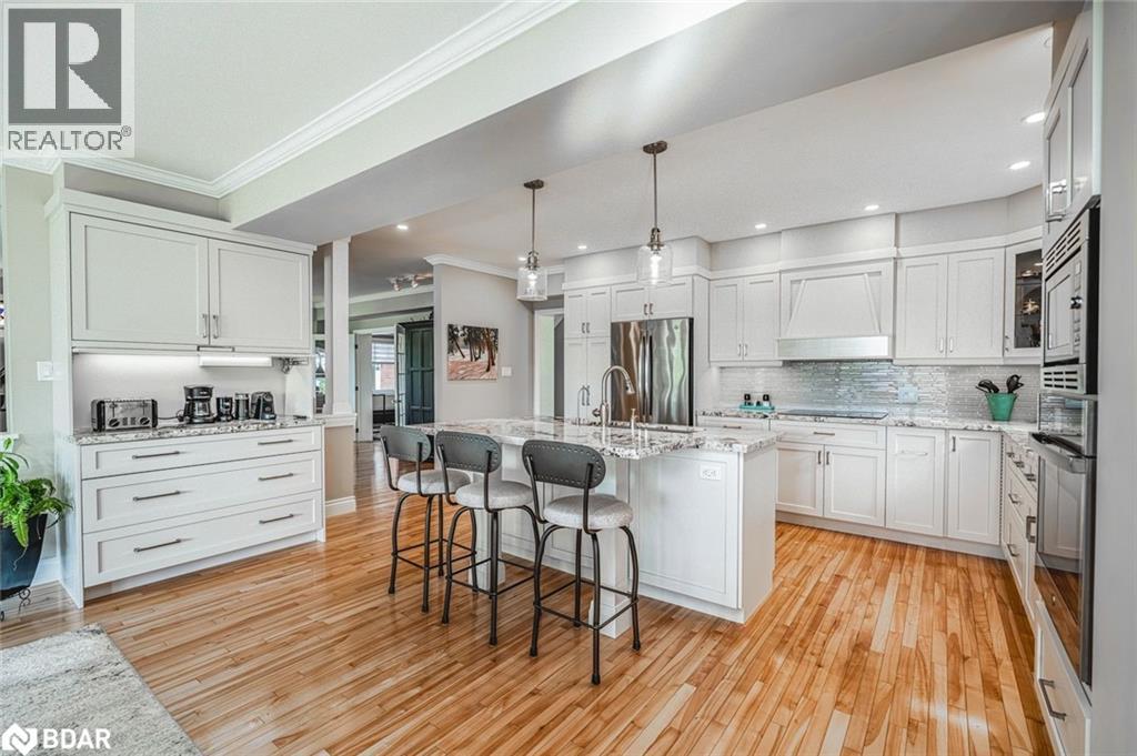 150 Collingwood Street, Barrie, Ontario  L4M 5M3 - Photo 6 - 40779786