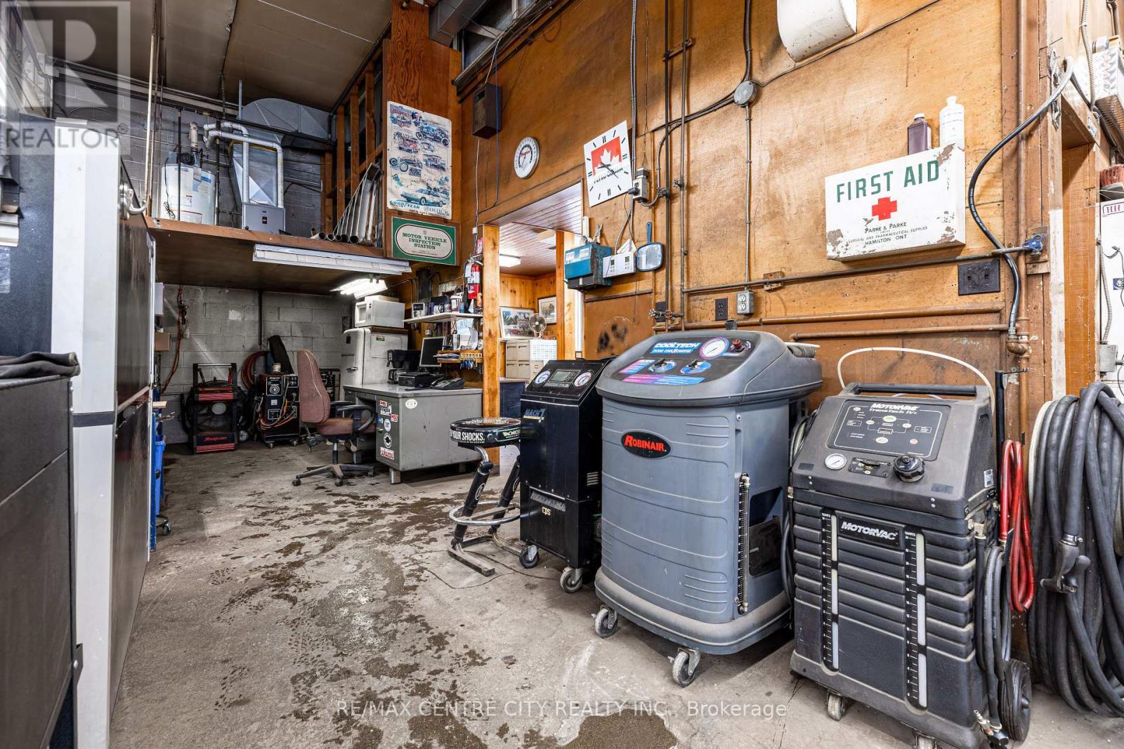 827 Central Avenue, London East (East G), Ontario  N5W 3R1 - Photo 15 - X12614870