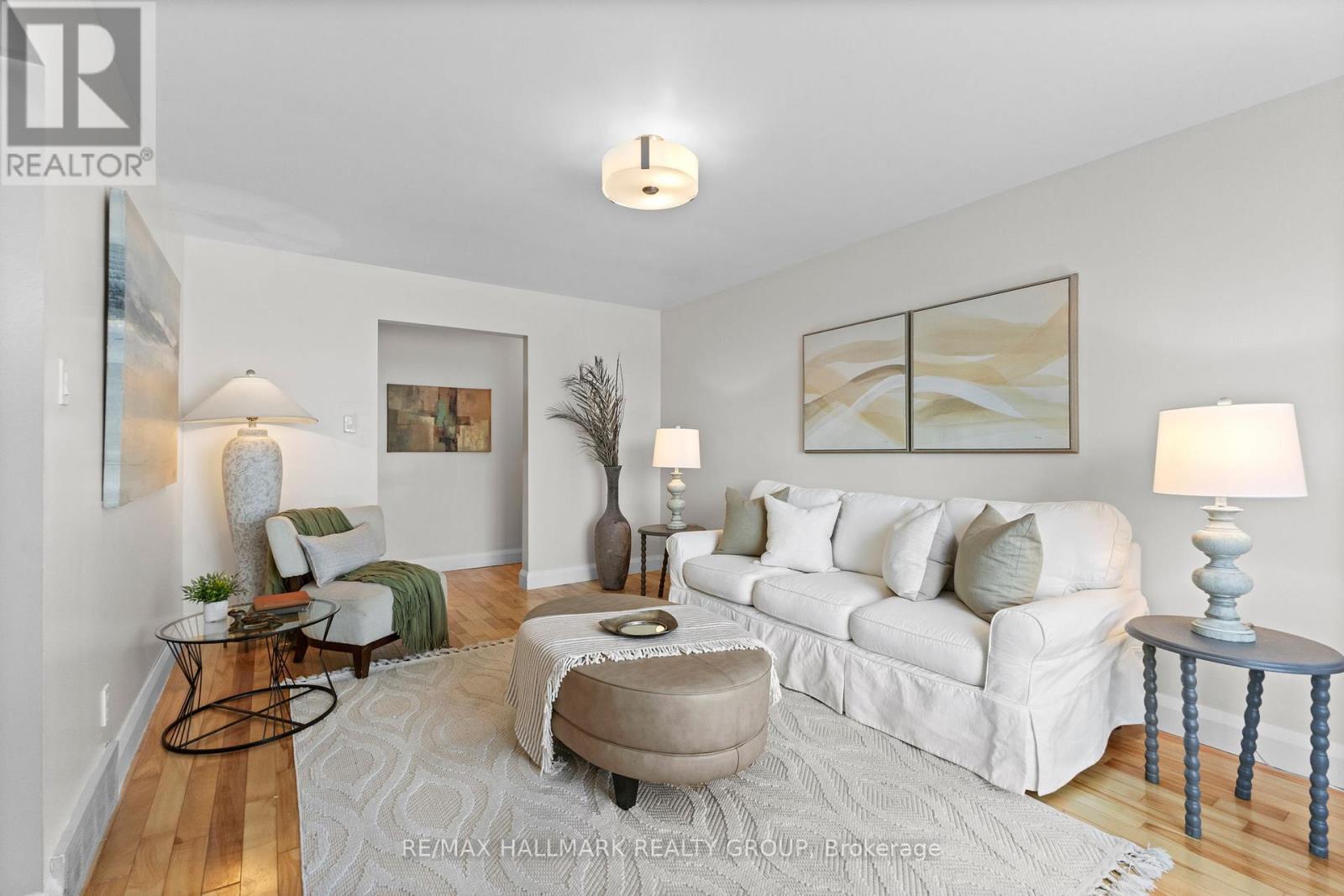 2155 Monson Crescent, Ottawa, Ontario  K1J 6A7 - Photo 7 - X12614868