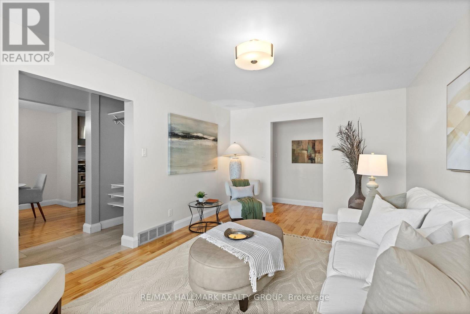 2155 Monson Crescent, Ottawa, Ontario  K1J 6A7 - Photo 8 - X12614868