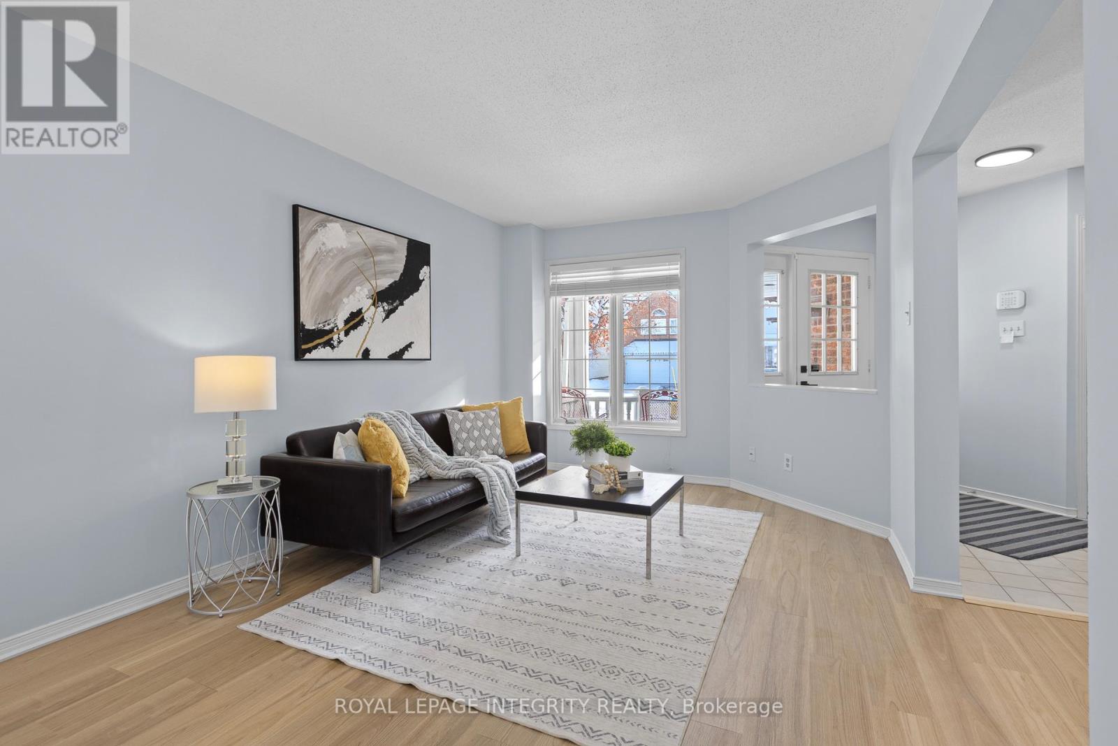 11 Royal Field Crescent, Ottawa, Ontario  K2J 4G1 - Photo 3 - X12614878