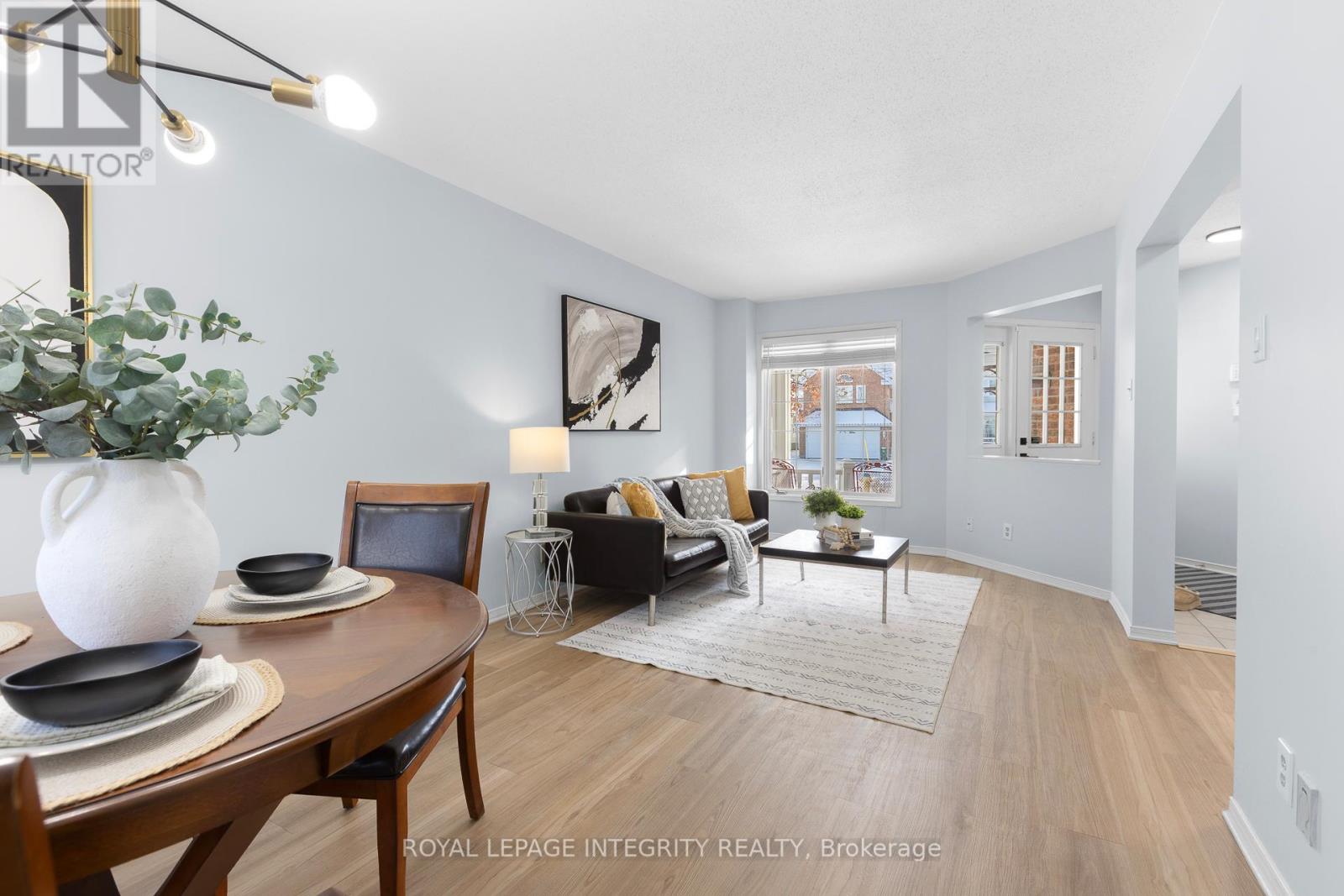 11 Royal Field Crescent, Ottawa, Ontario  K2J 4G1 - Photo 6 - X12614878