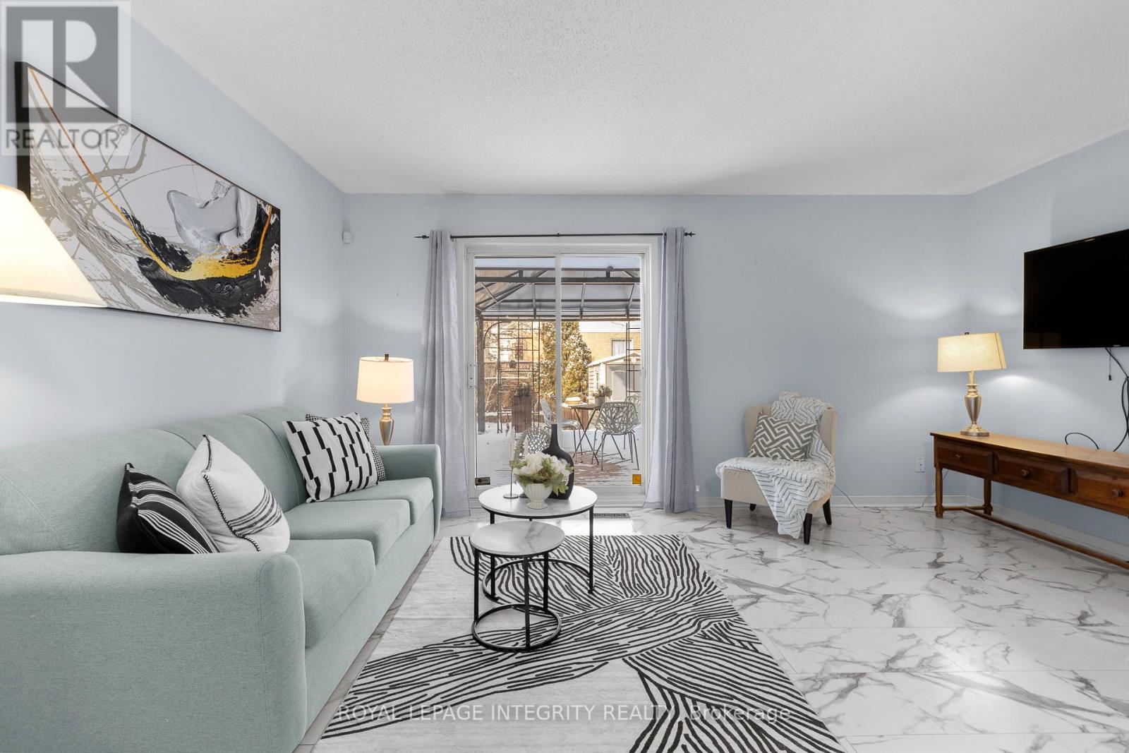 11 Royal Field Crescent, Ottawa, Ontario  K2J 4G1 - Photo 8 - X12614878