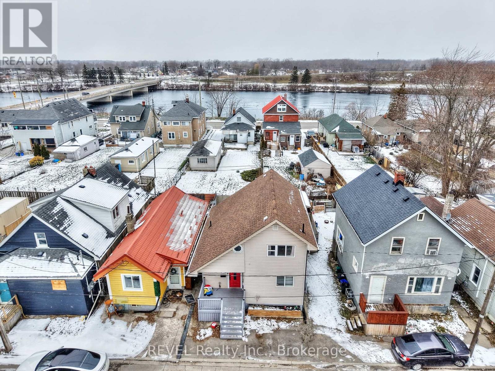 16 Jones Lane, Welland (Lincoln/crowland), Ontario  L3B 3M5 - Photo 31 - X12614904