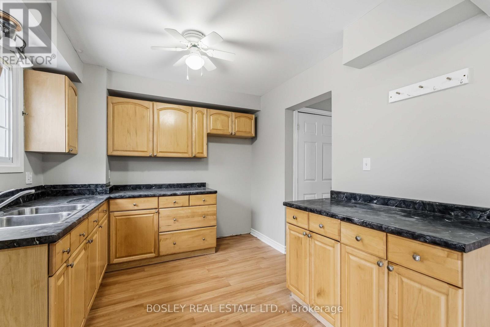 32 Lafayette Drive, St. Catharines, Ontario L2N 6C2 - Photo 17 - X12614906