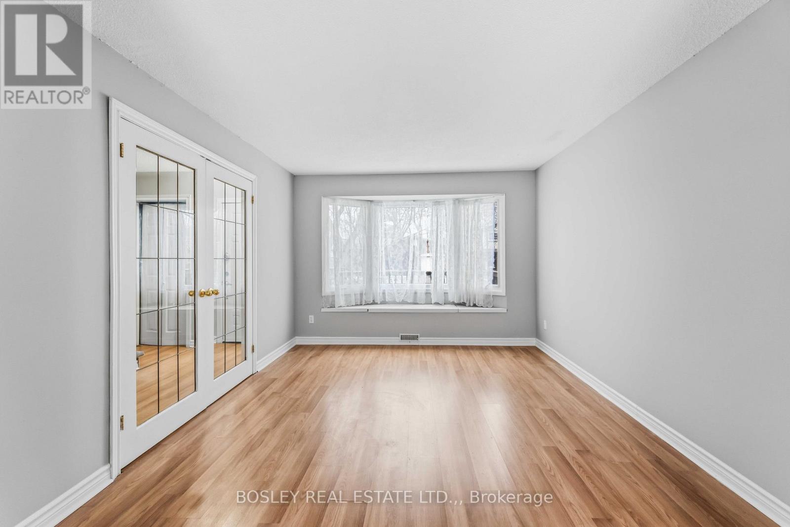 32 Lafayette Drive, St. Catharines, Ontario L2N 6C2 - Photo 9 - X12614906