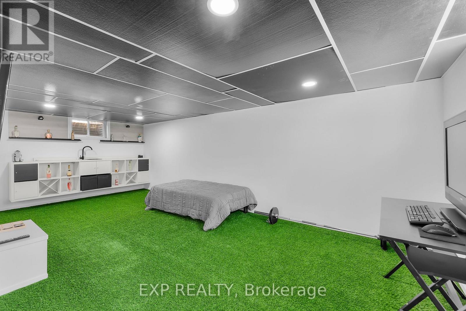 249 Wallace Avenue S, Welland (Lincoln/crowland), Ontario  L3B 1R7 - Photo 23 - X12614908