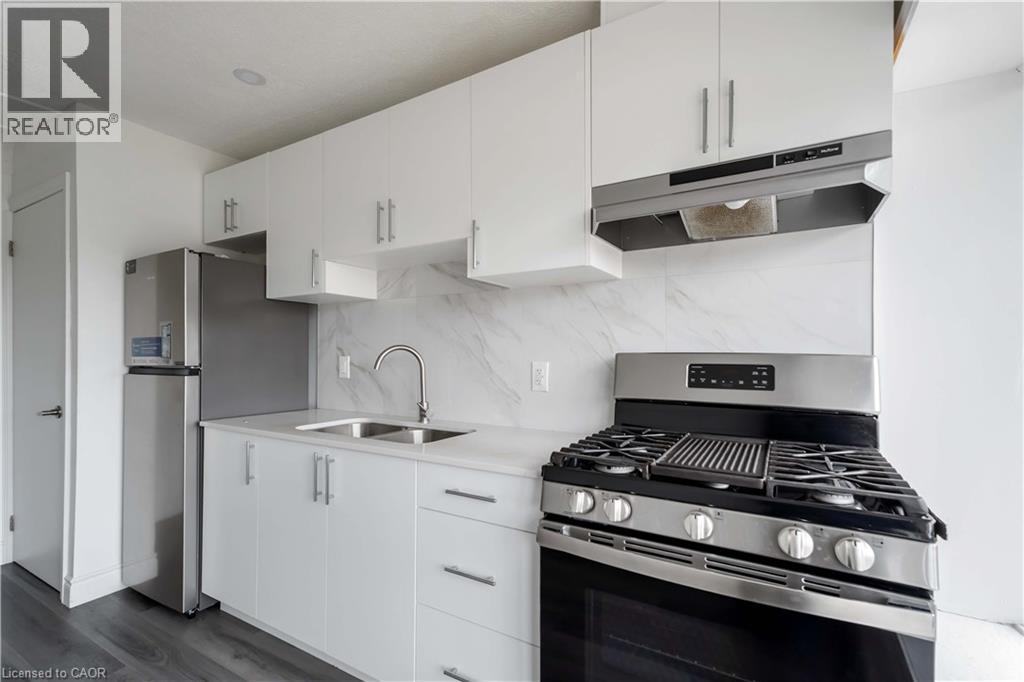 43 Norwich Road Unit# 1, Stoney Creek, Ontario  L8E 1Z7 - Photo 13 - 40793076