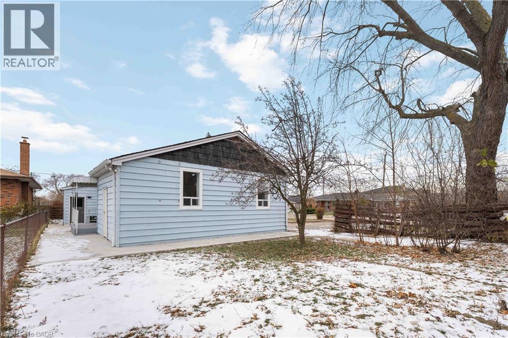 43 Norwich Road Unit# 1, Stoney Creek, Ontario  L8E 1Z7 - Photo 24 - 40793076