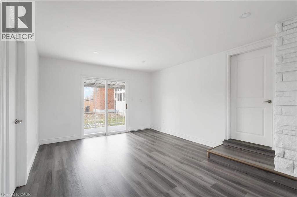 43 Norwich Road Unit# 1, Stoney Creek, Ontario  L8E 1Z7 - Photo 9 - 40793076