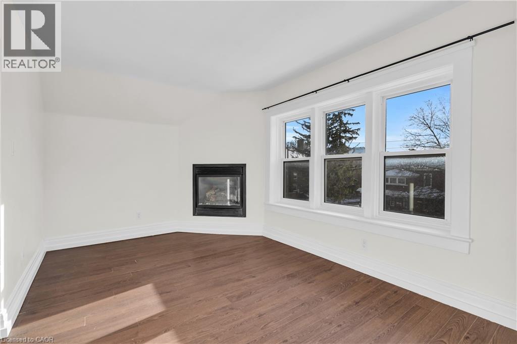 98 Church Street Unit# D (Upper), Kitchener, Ontario  N2G 2S2 - Photo 2 - 40793050