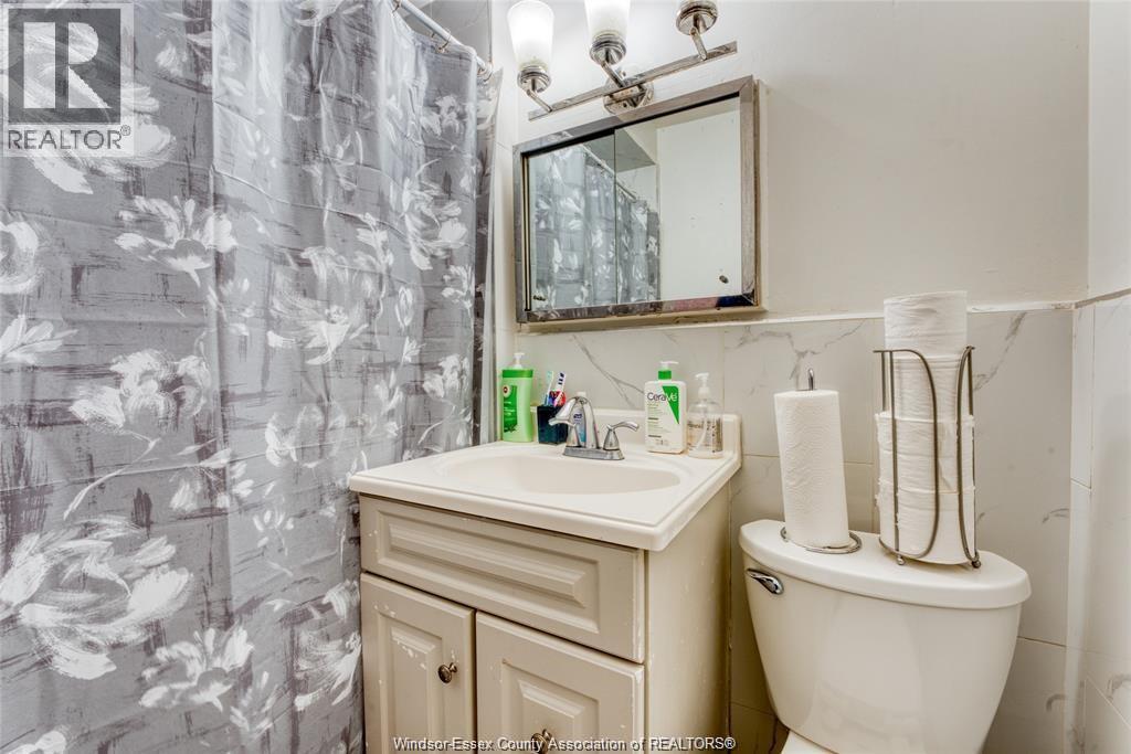 1062 Howard Avenue, Windsor, Ontario  N9A 1S7 - Photo 11 - 25031431