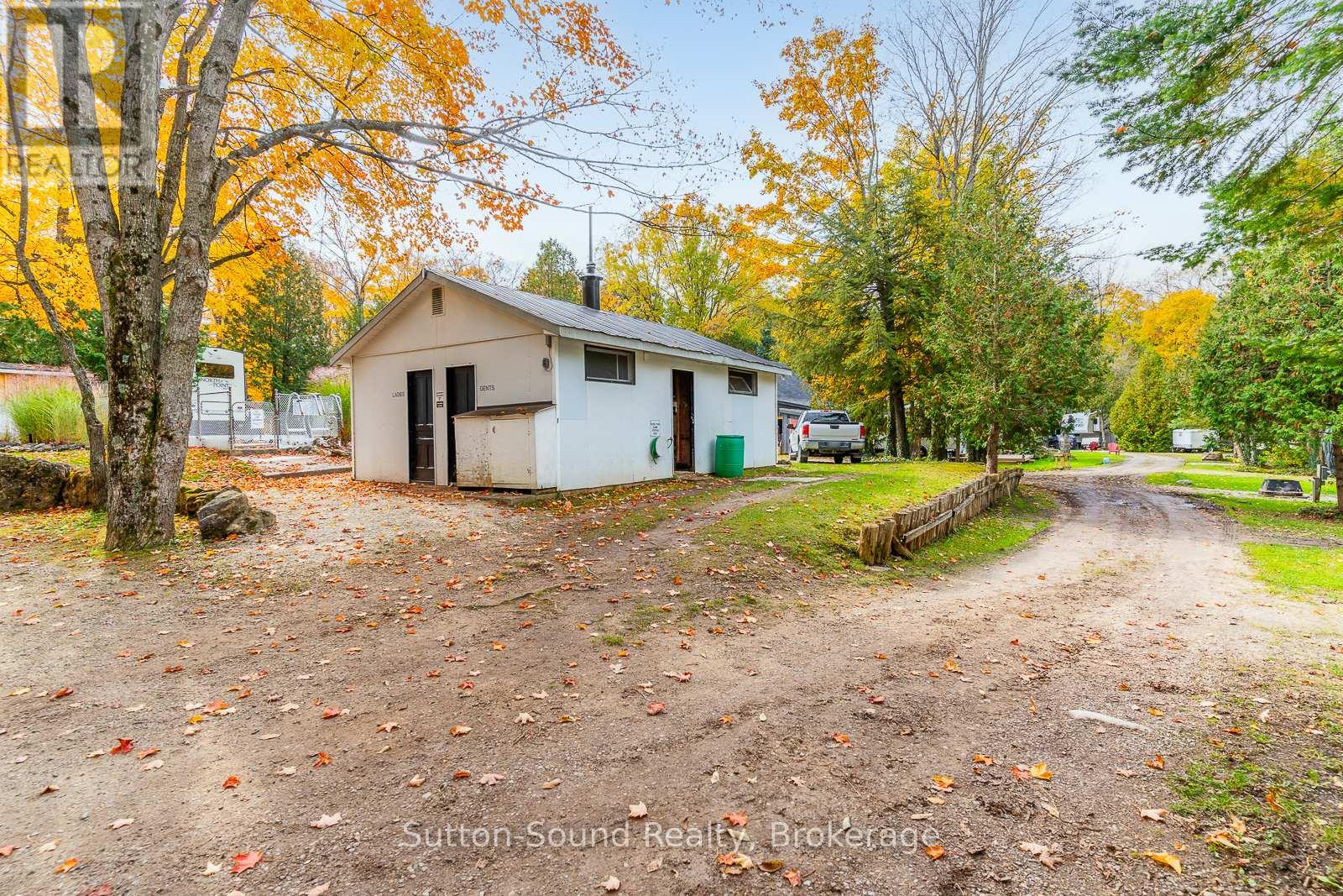 12 Parkside Avenue, South Bruce Peninsula, Ontario  N0H 2T0 - Photo 20 - X12614858