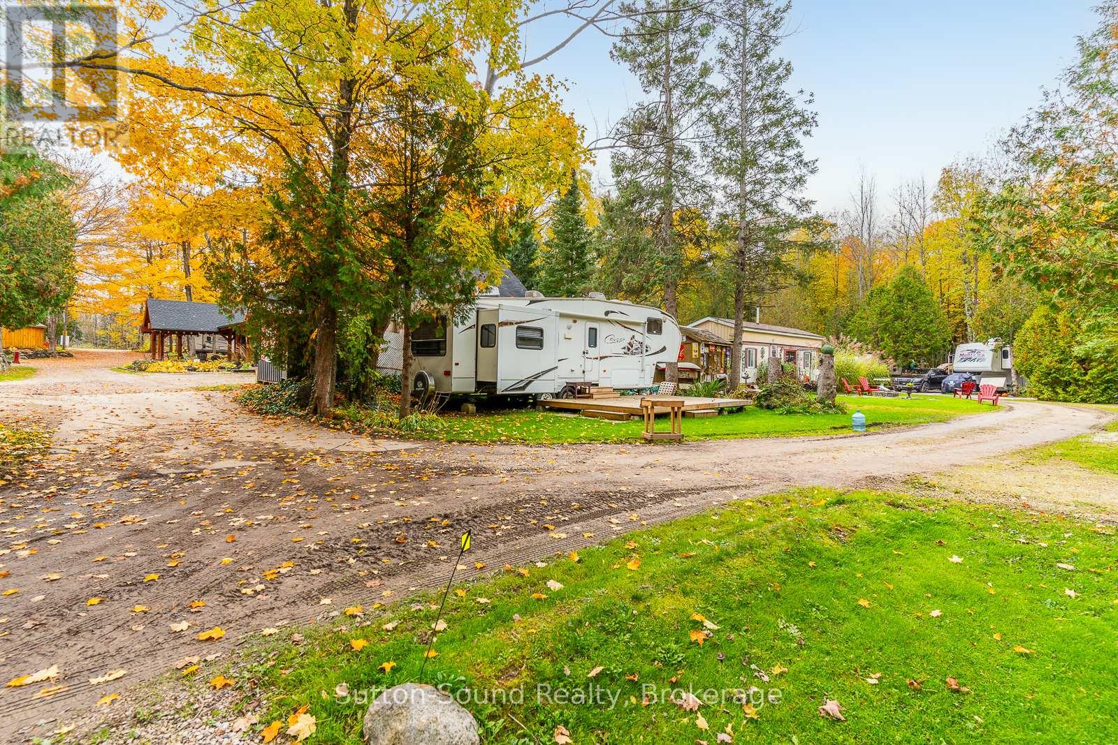 12 Parkside Avenue, South Bruce Peninsula, Ontario  N0H 2T0 - Photo 22 - X12614858