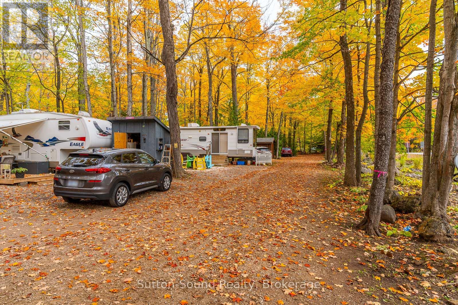 12 Parkside Avenue, South Bruce Peninsula, Ontario  N0H 2T0 - Photo 30 - X12614858