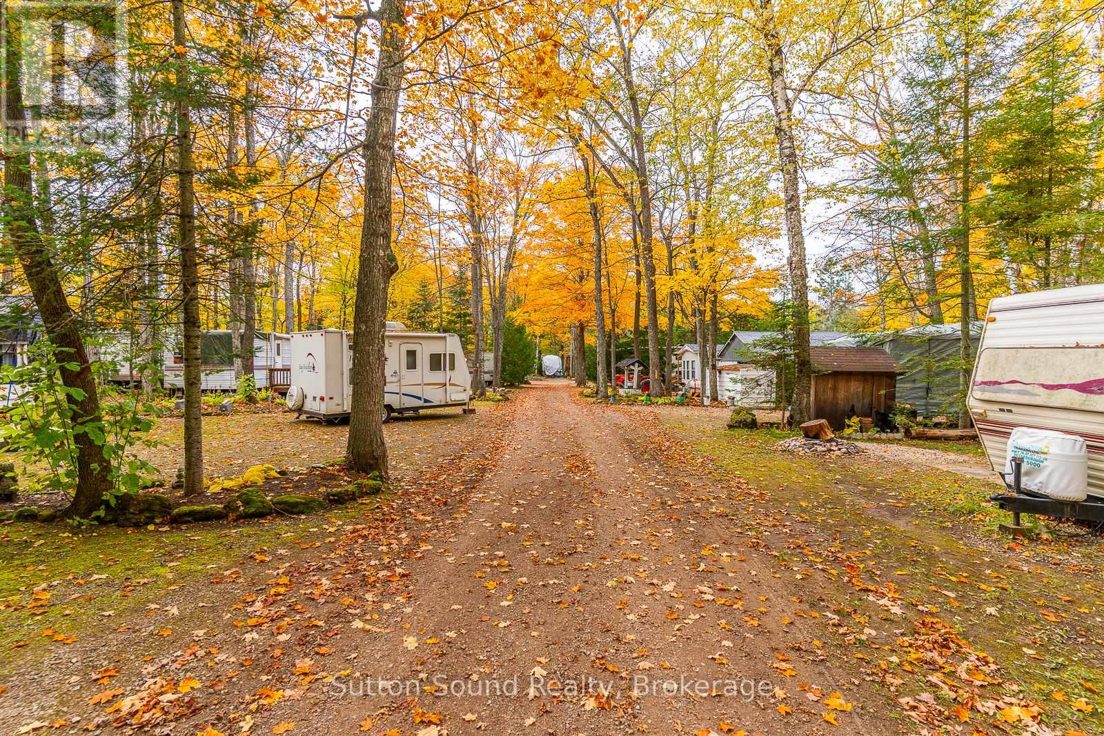 12 Parkside Avenue, South Bruce Peninsula, Ontario  N0H 2T0 - Photo 35 - X12614858