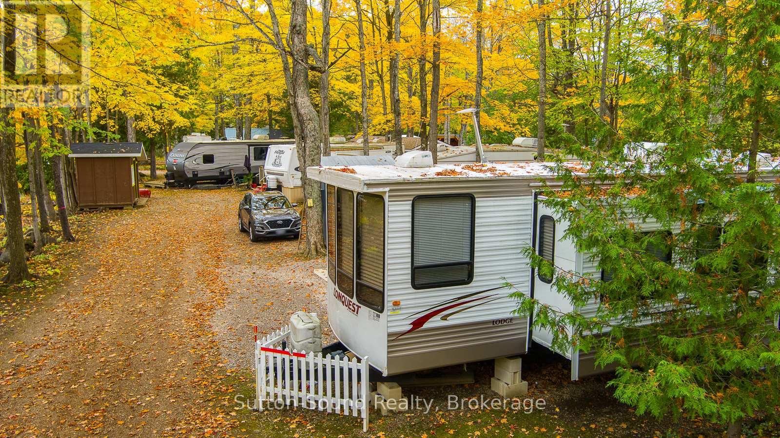 12 Parkside Avenue, South Bruce Peninsula, Ontario  N0H 2T0 - Photo 40 - X12614858