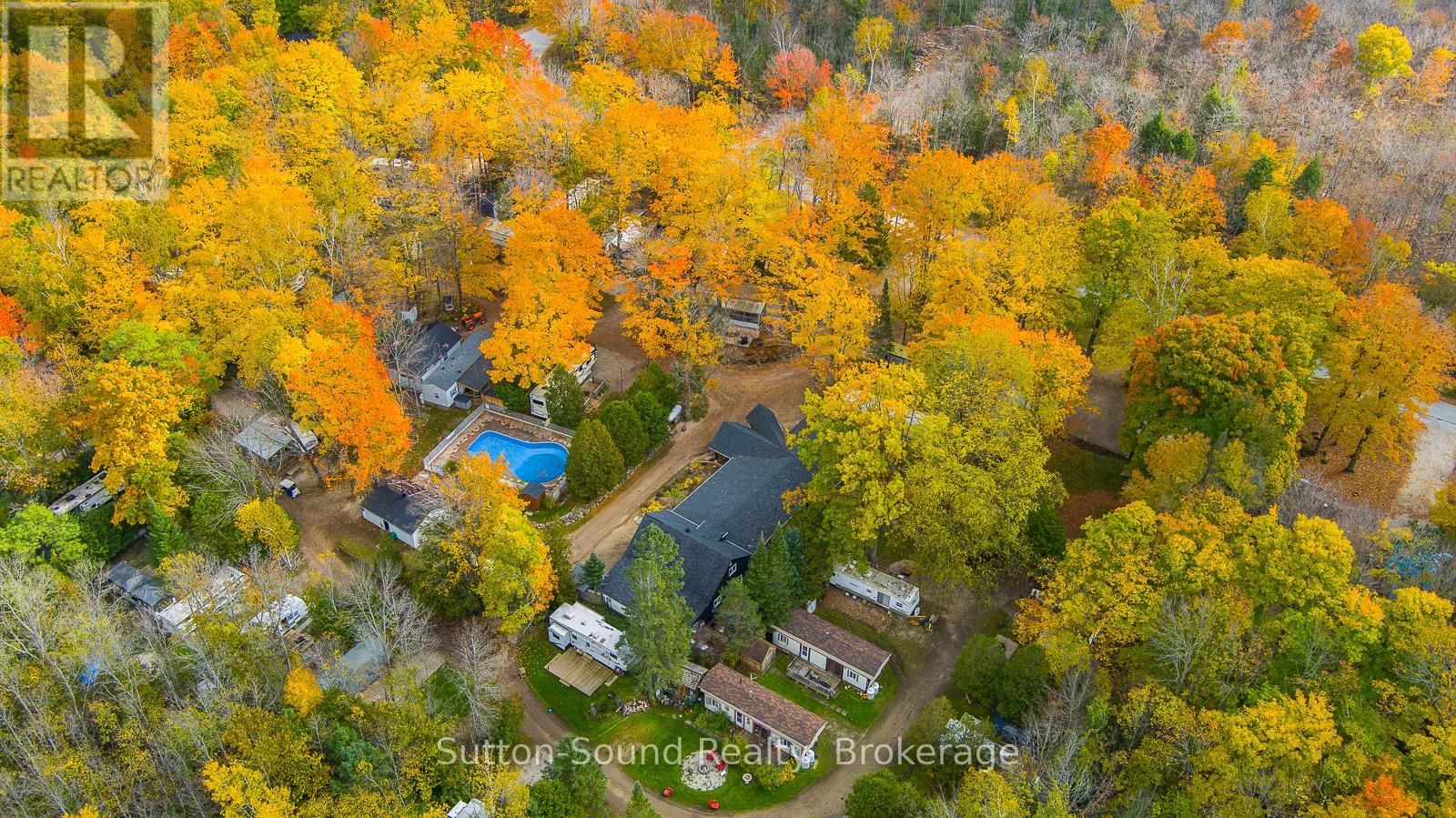 12 Parkside Avenue, South Bruce Peninsula, Ontario  N0H 2T0 - Photo 44 - X12614858