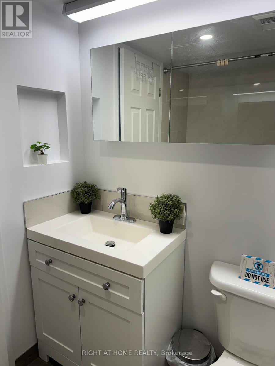 306 - 5 Concorde Place, Toronto, Ontario  M3C 3M8 - Photo 22 - C12614888