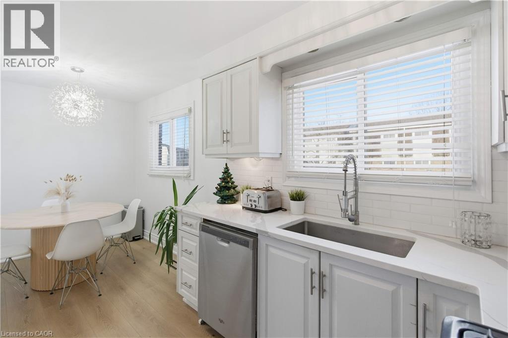 11 Harrisford Street Unit# 65, Hamilton, Ontario  L8K 6L7 - Photo 21 - 40793159