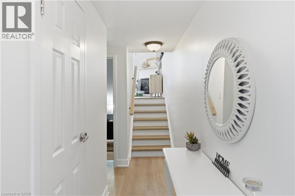 11 Harrisford Street Unit# 65, Hamilton, Ontario  L8K 6L7 - Photo 7 - 40793159